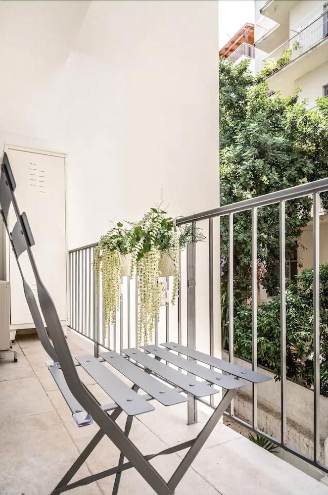 Chic Flat In Kolonaki Next To American Embassy Athens Luaran gambar