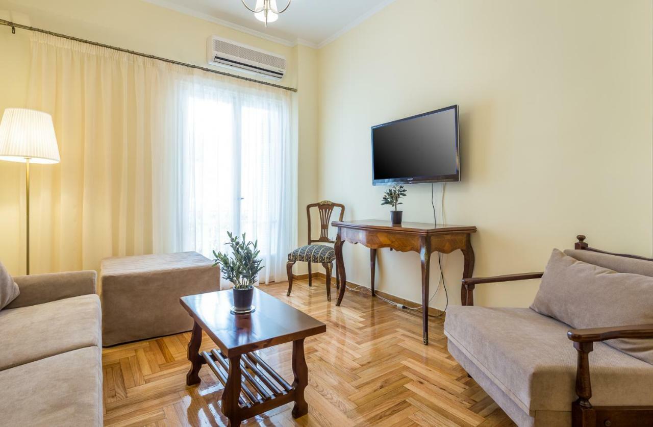 Chic Flat In Kolonaki Next To American Embassy Athens Luaran gambar