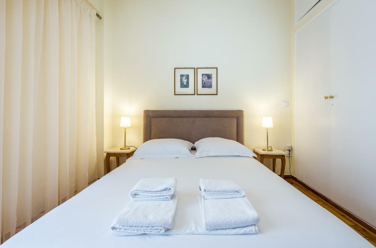 Chic Flat In Kolonaki Next To American Embassy Athens Luaran gambar