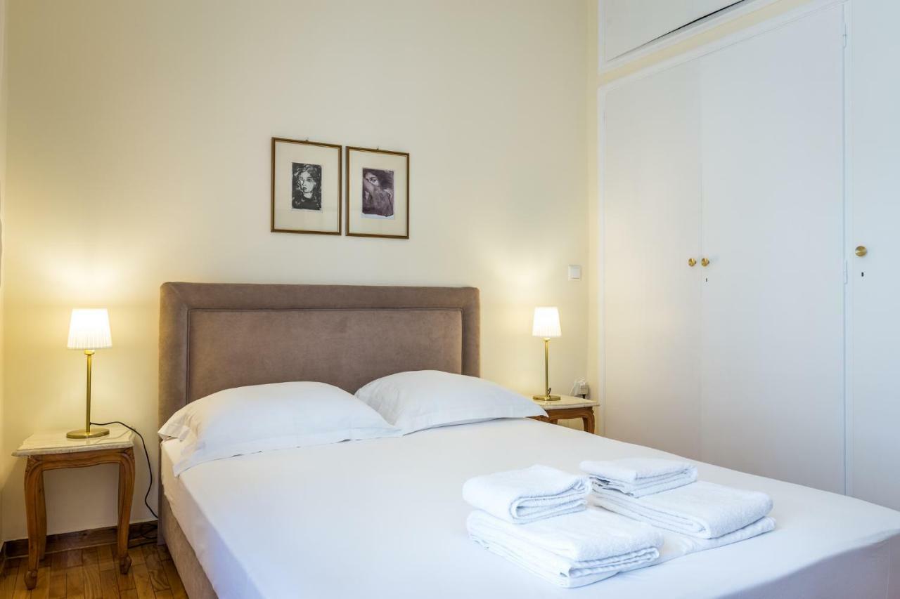 Chic Flat In Kolonaki Next To American Embassy Athens Luaran gambar